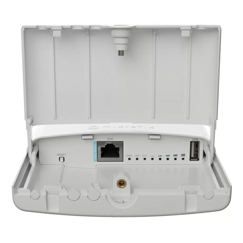 نمایی از رادیو وایرلس NetBox 5 AX با پورت شبکه گیگابیتی و قابلیت PoE